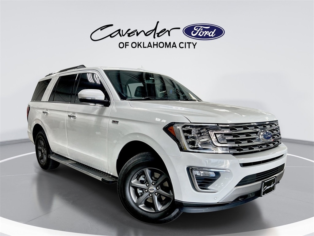 2021 Ford Expedition Limited's photo