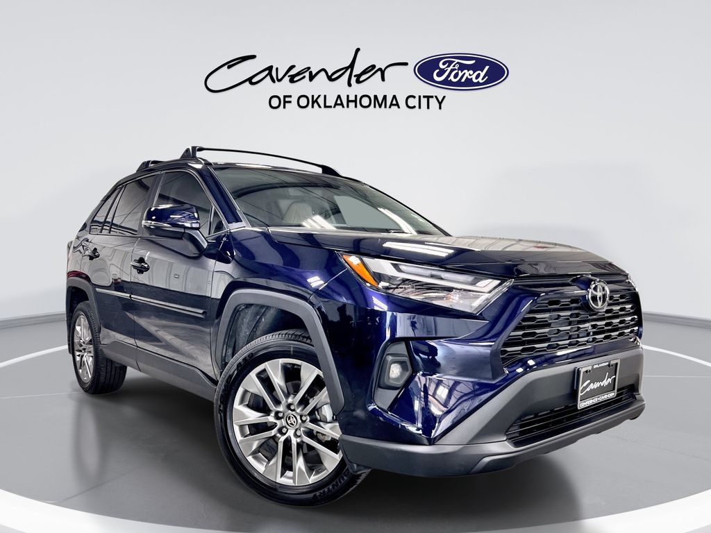 2025 Toyota RAV4 XLE Premium FWD