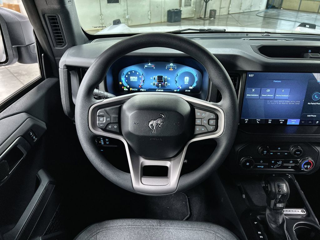 2025 Ford Bronco 4-Door Base - Photo 18