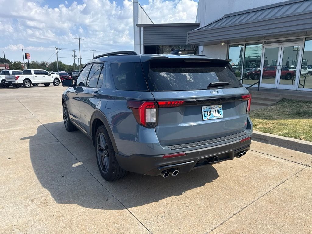 Used 2025 Ford Explorer ST SUV