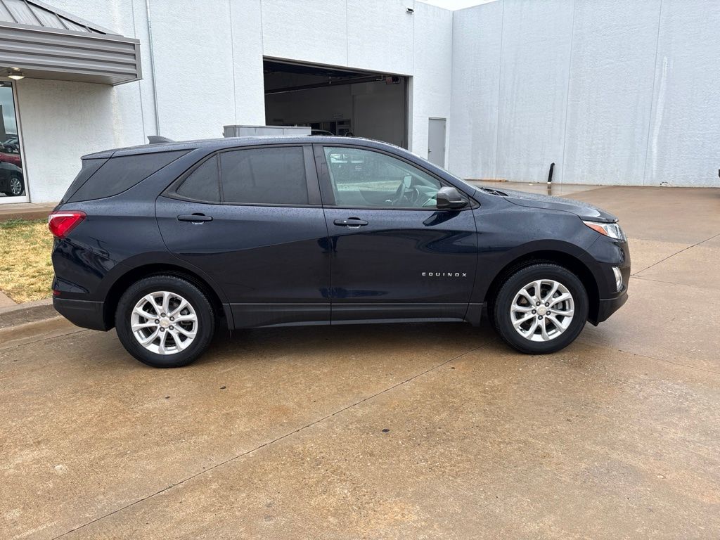 3GNAX5EV7LS682218