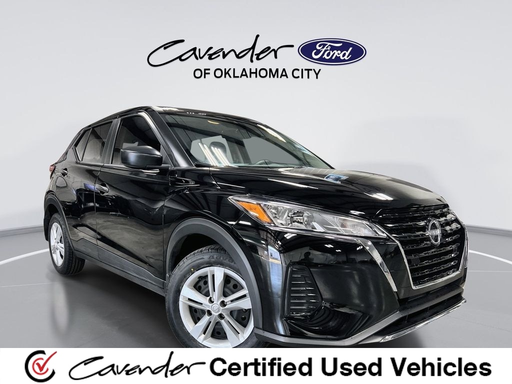 Super Black 2023 Nissan Kicks S FWD SUV / Crossover Front-Wheel Drive Continuously Variable Transmission