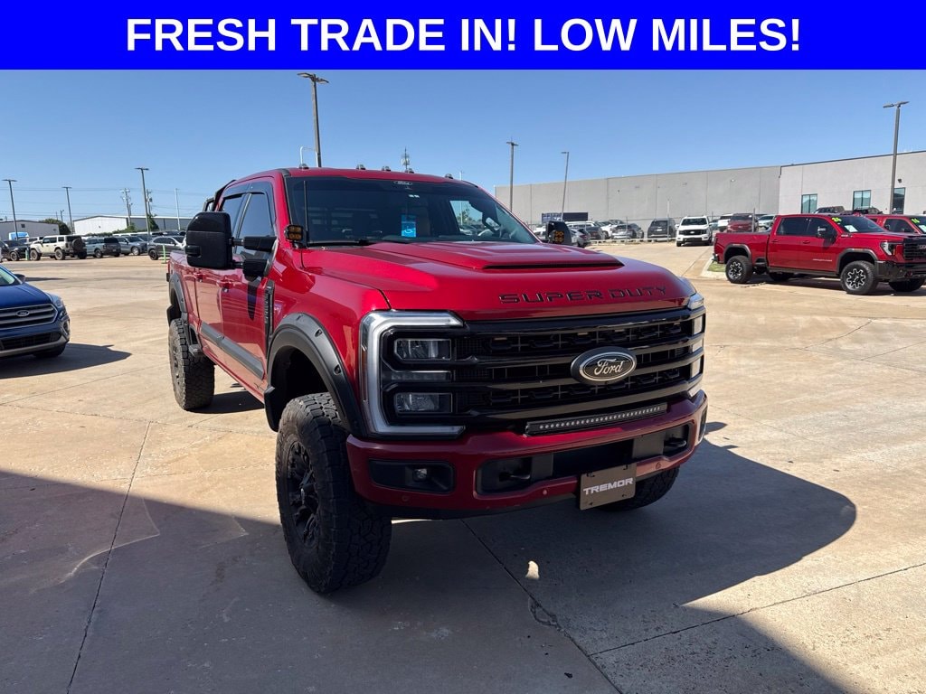 Used 2024 Ford F-250SD Lariat Truck