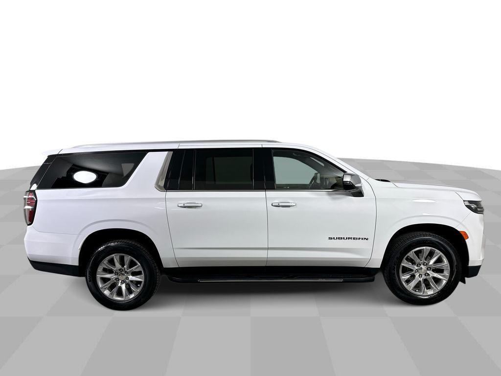 2024 Chevrolet Suburban Premier - Photo 9