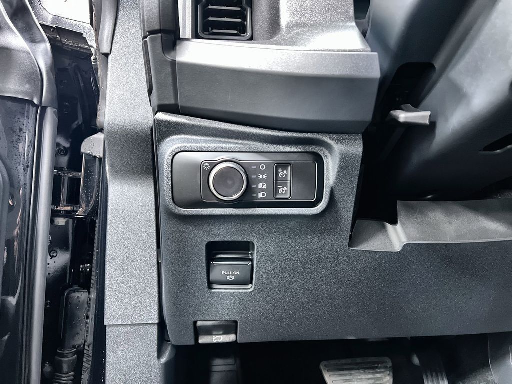 2025 Ford Bronco 4-Door Base - Photo 14