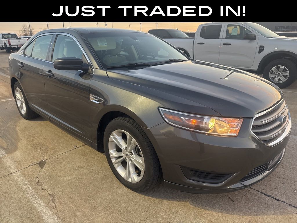 2019 Ford Taurus SE