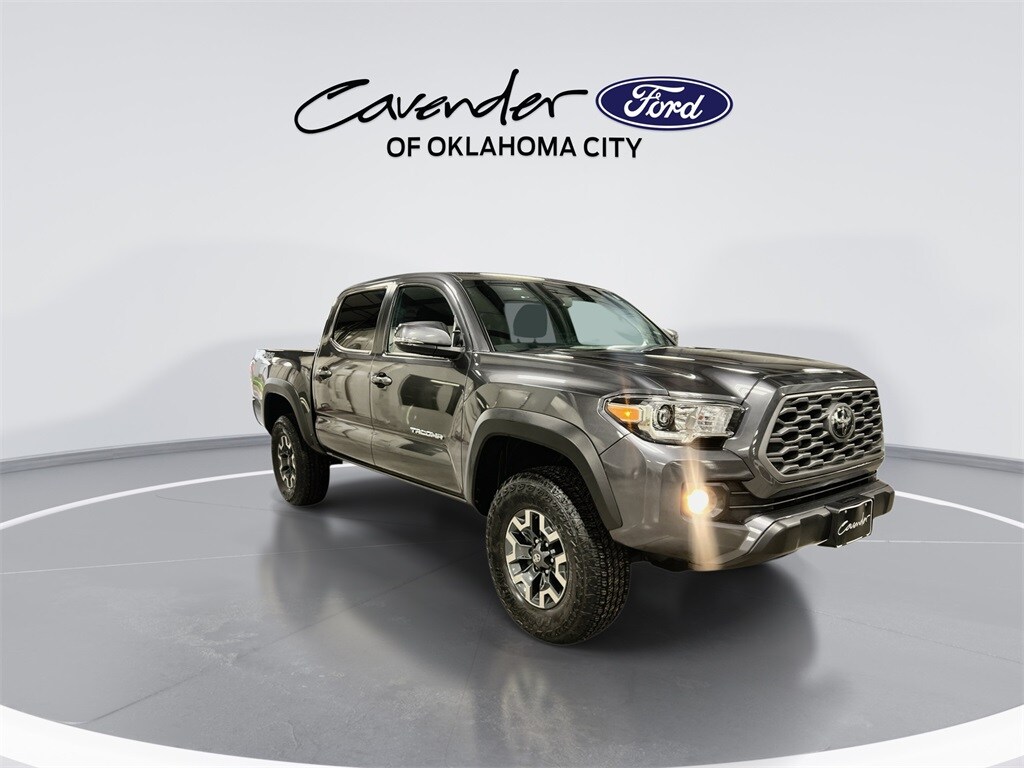 2023 Toyota Tacoma TRD Off-Road photo 2
