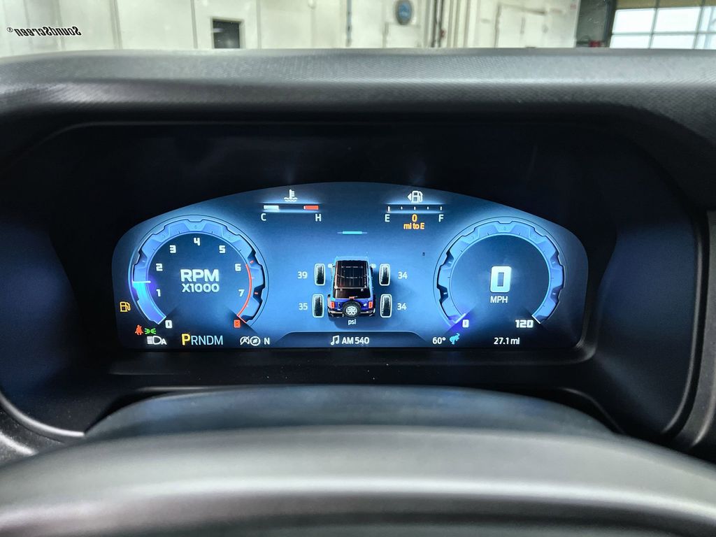 2025 Ford Bronco 4-Door Base - Photo 17