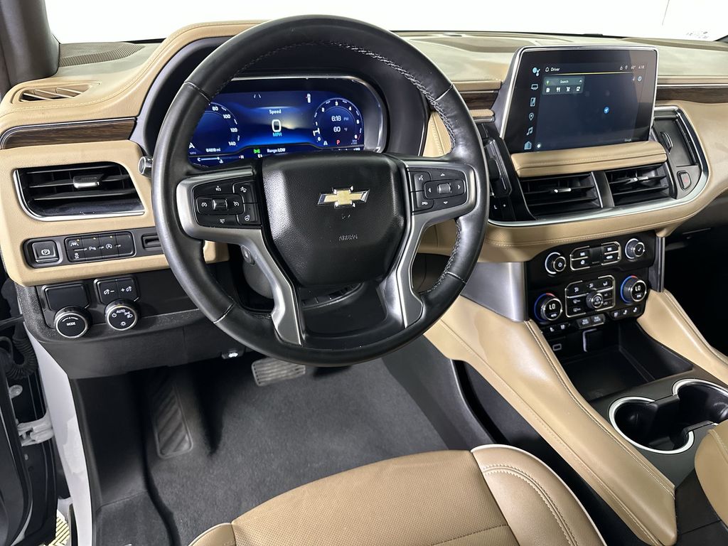2024 Chevrolet Suburban Premier - Photo 21
