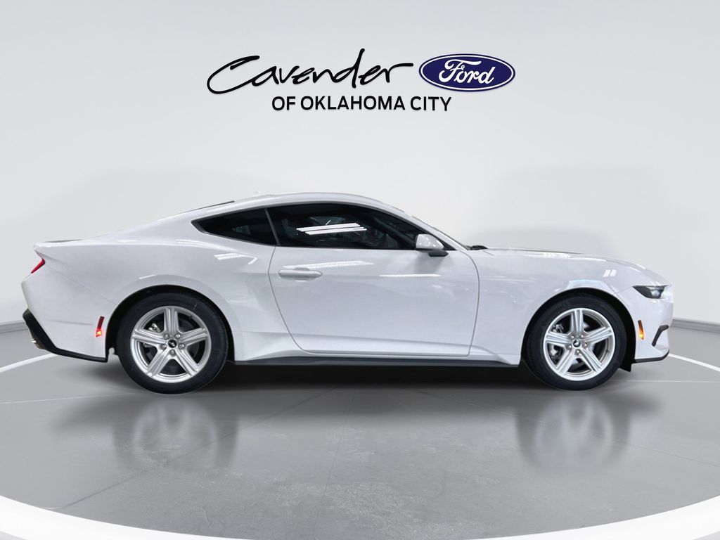 2026 Ford Mustang EcoBoost Fastback - Photo 9