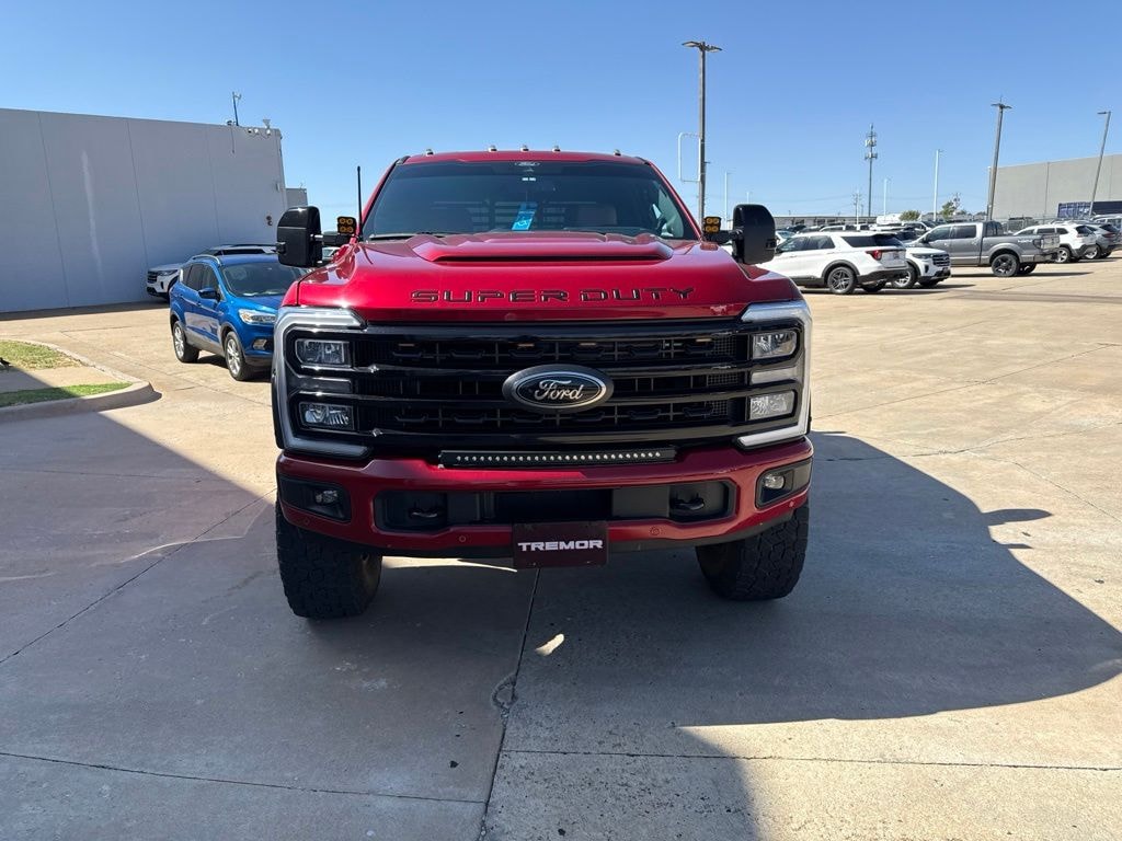 Used 2024 Ford F-250SD Lariat Truck