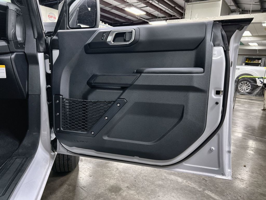 2025 Ford Bronco 4-Door Base - Photo 30