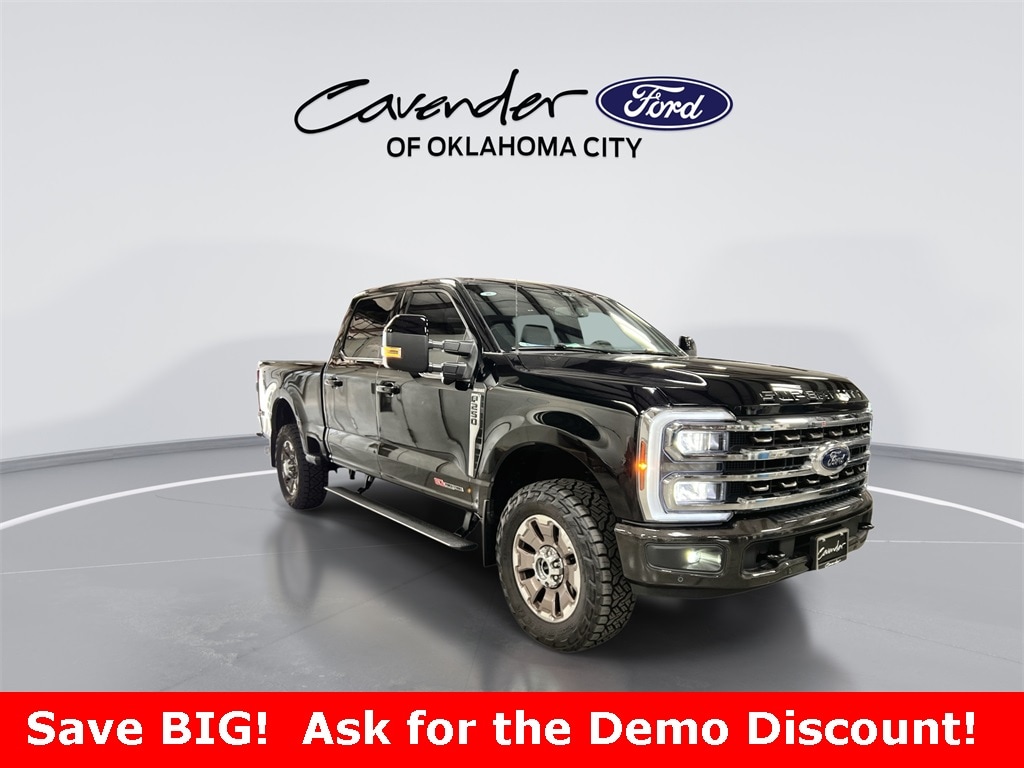 New 2025 Ford Super Duty F-250 King Ranch FX4 Off Road Truck Crew Cab