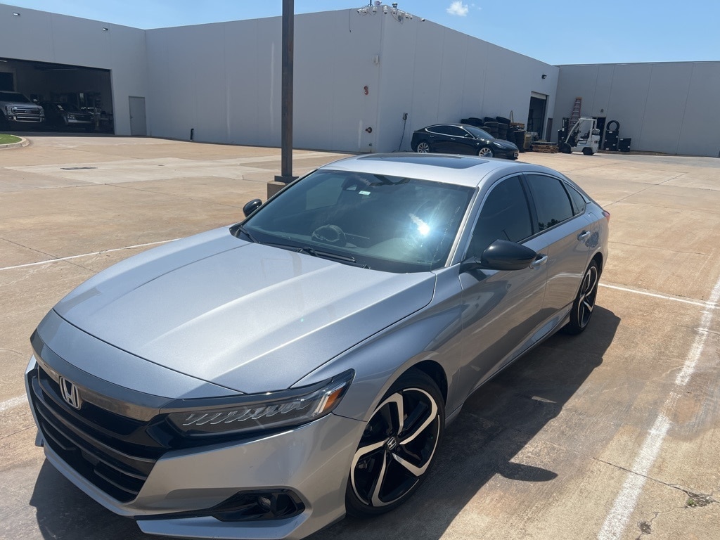 Used 2021 Honda Accord Sport with VIN 1HGCV2F30MA026787 for sale in Northfield, Minnesota