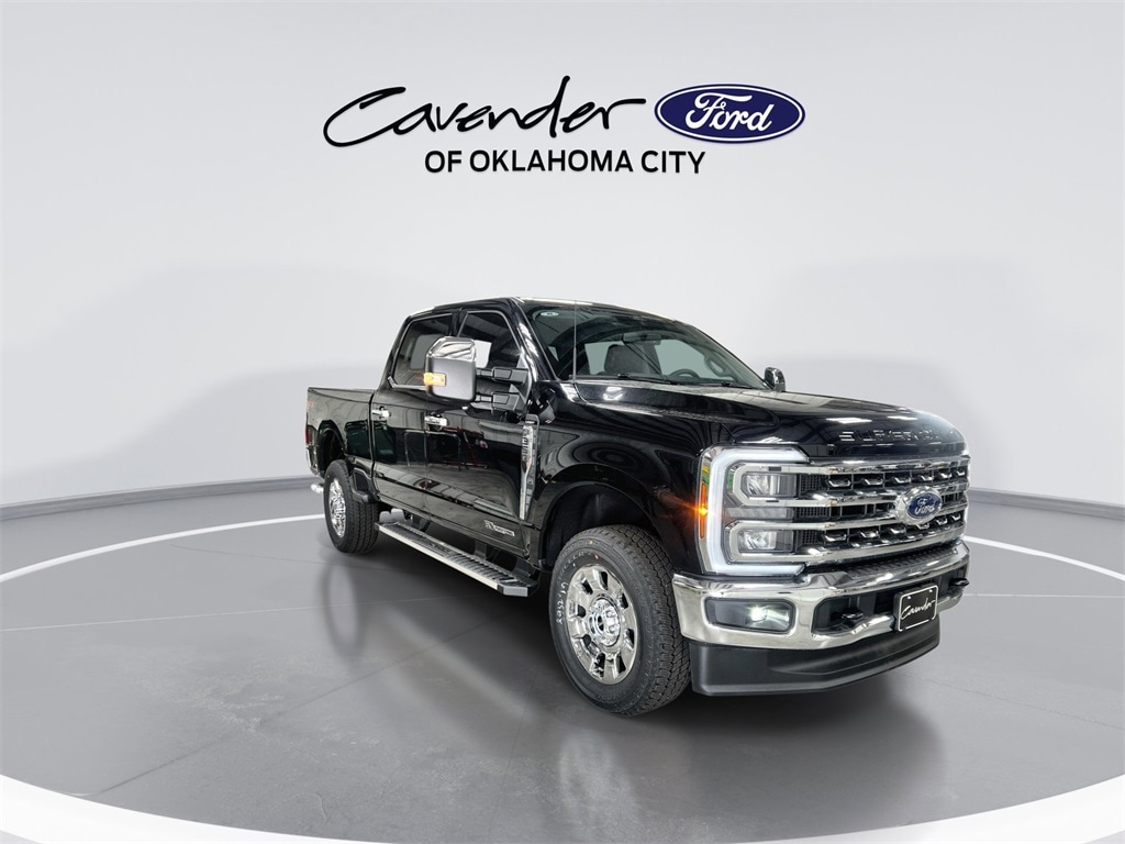 New 2026 Ford Super Duty F-350 Lariat FX4 Off Road Truck Crew Cab