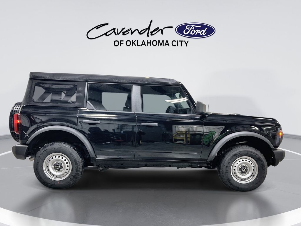 2025 Ford Bronco 4-Door Base - Photo 9