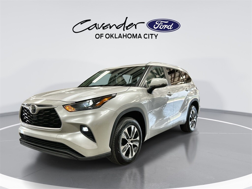 2024 Toyota Highlander XLE photo 4