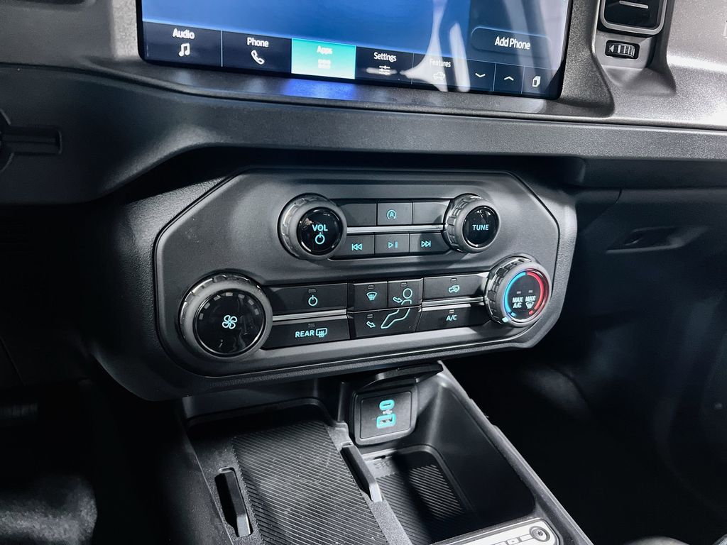 2025 Ford Bronco 4-Door Base - Photo 33