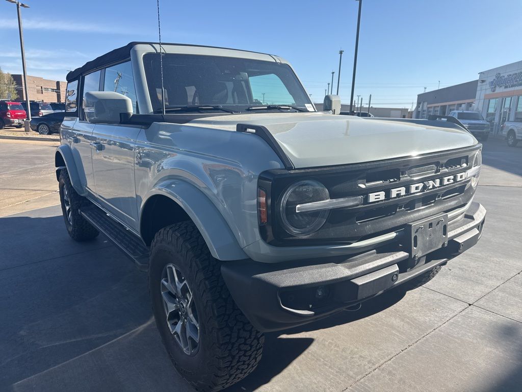 2022 Ford Bronco Outer Banks 4-Door 4WD