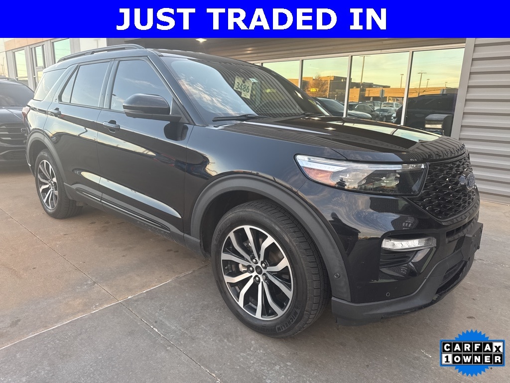 2020 Ford Explorer ST's photo