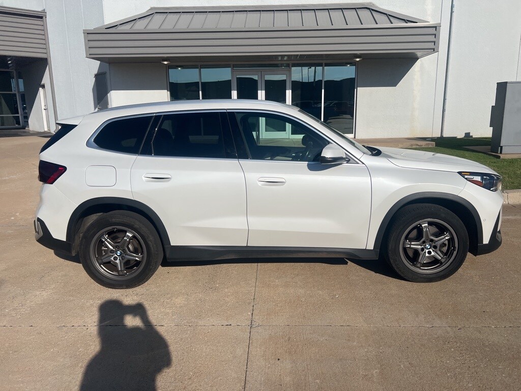 2023 Bmw X1 XDrive28i photo 3