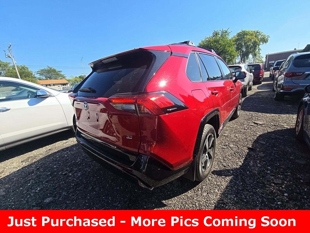 2021 Toyota RAV4 Prime XLE Premium photo 4
