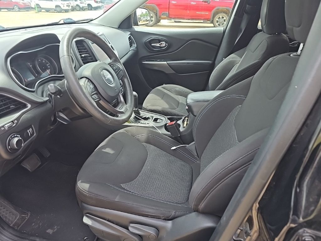 Certified 2021 Jeep Cherokee Latitude SUV