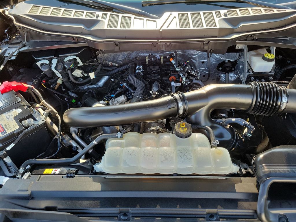 2024 Ford F-150 XLT - Photo 10