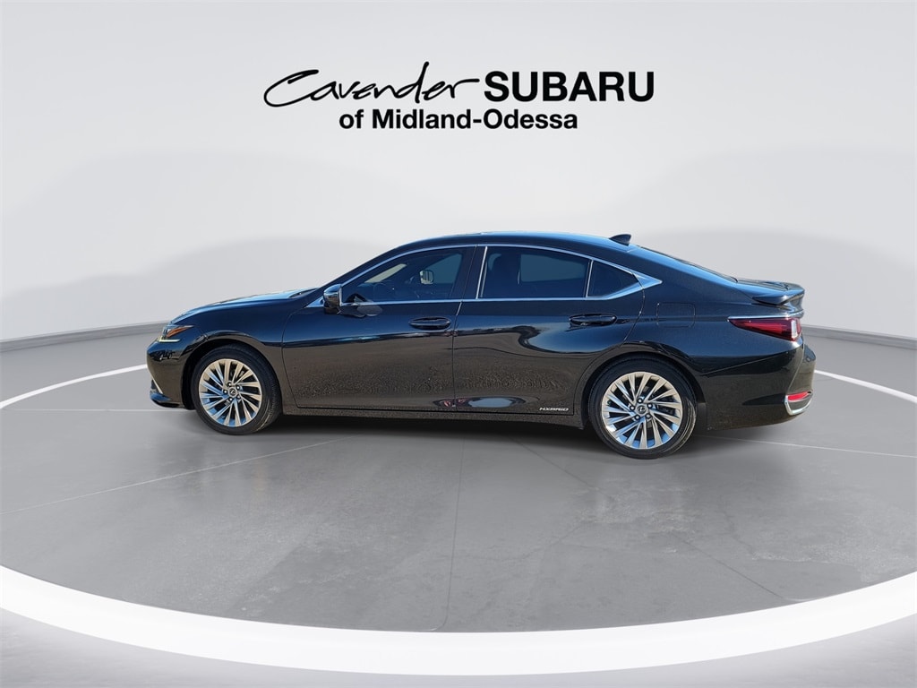 Used 2022 Lexus ES 300h Ultra Luxury Sedan