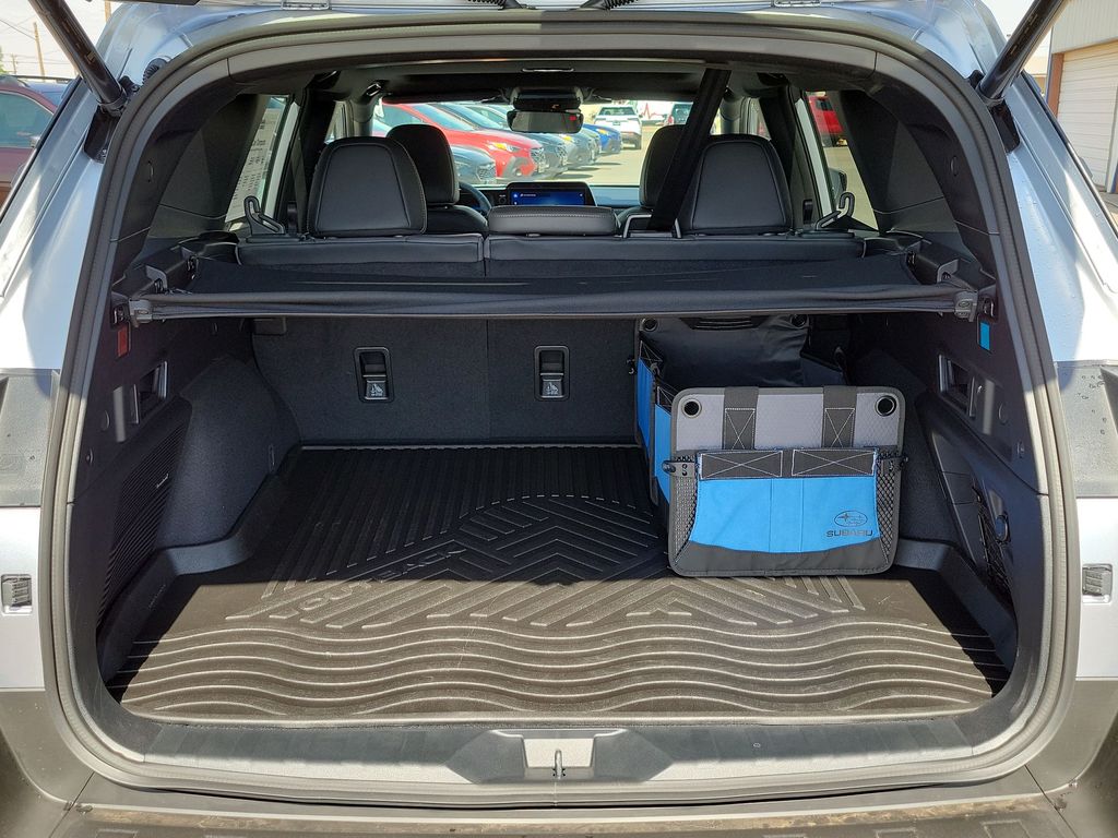 2026 Subaru Outback Limited - Photo 12