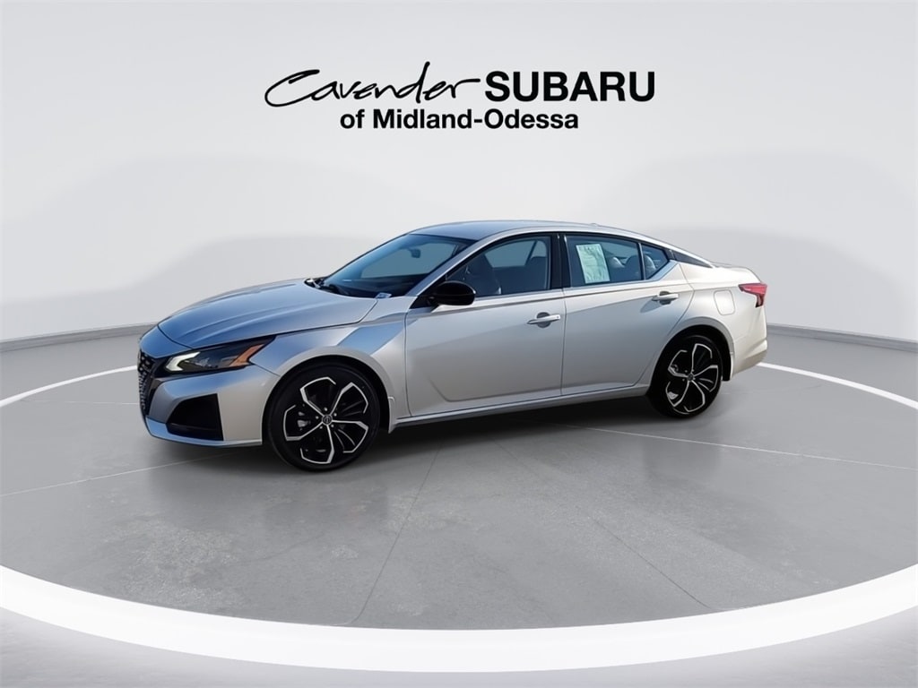 Used 2024 Nissan Altima 2.5 SR Sedan