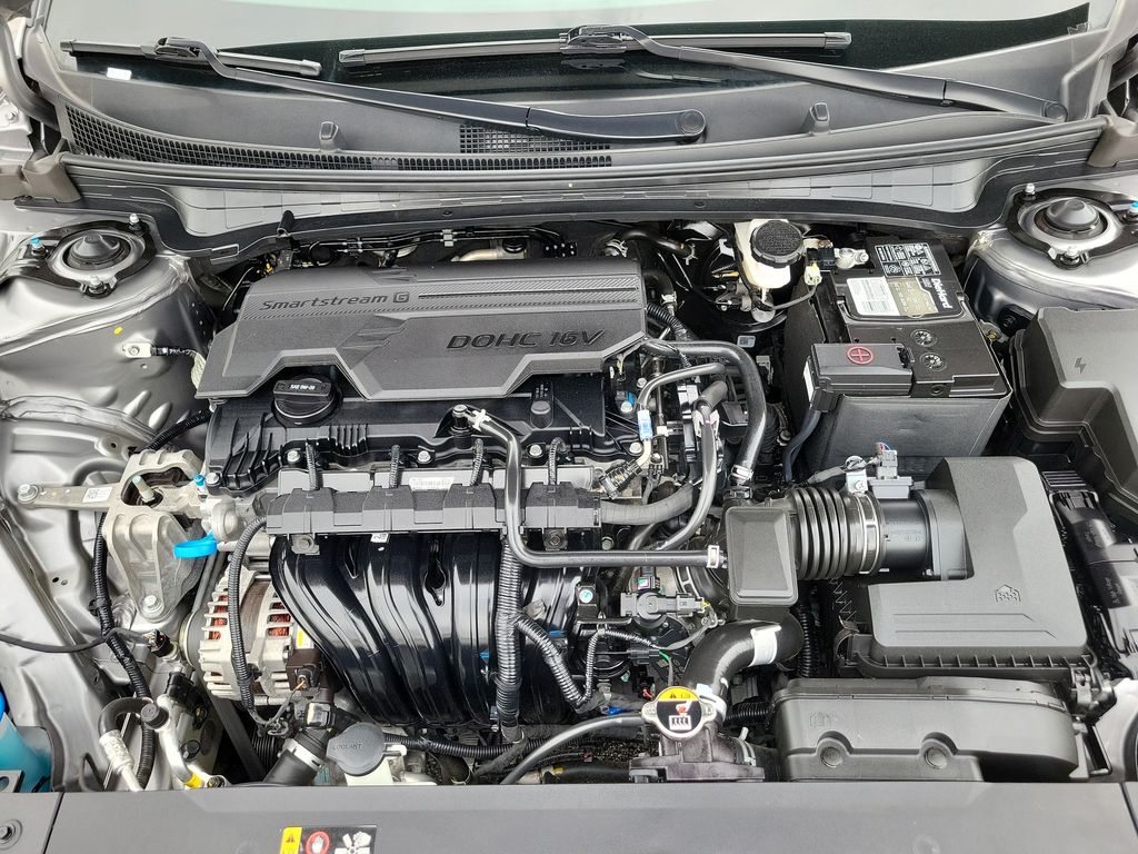 2025 Kia K4 LXS - Photo 10