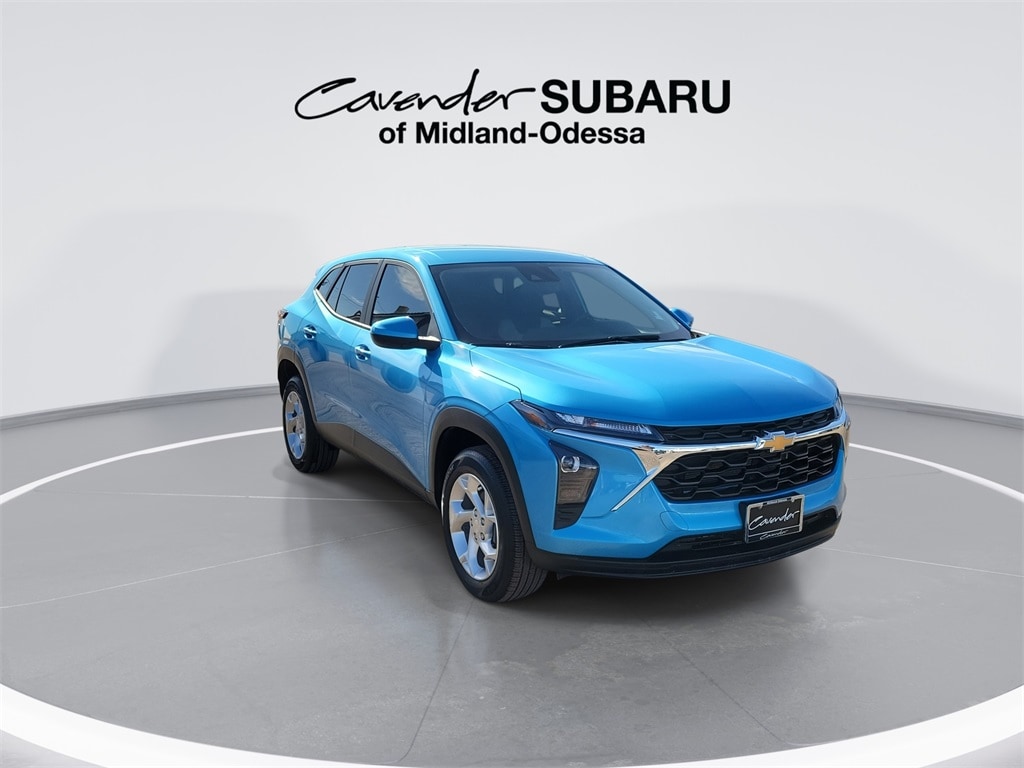 2025 Chevrolet Trax LS