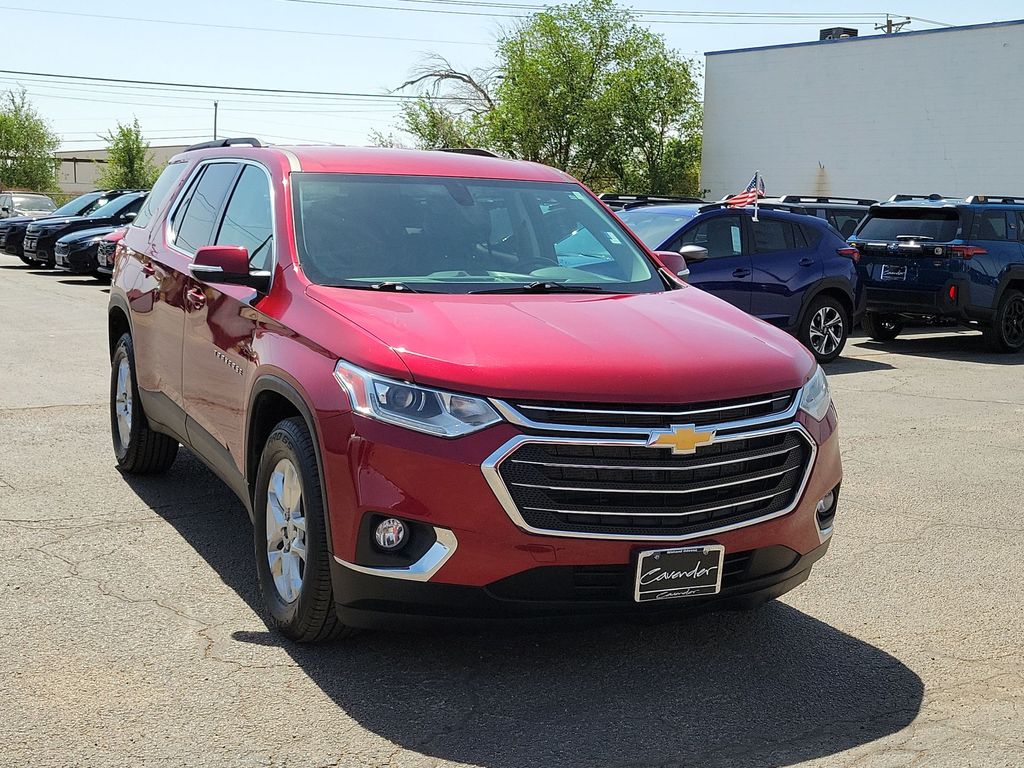 Cajun Red Tintcoat 2021 Chevrolet Traverse LT Cloth FWD SUV / Crossover Front-Wheel Drive 9-Speed Automatic