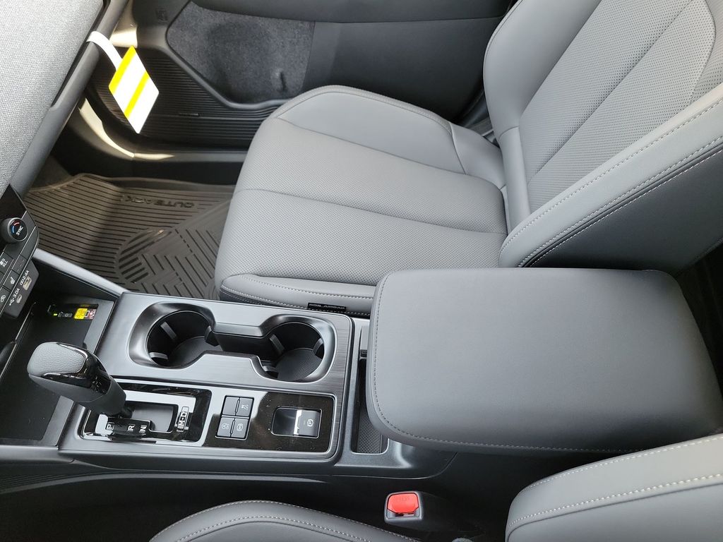 2026 Subaru Outback Limited - Photo 22