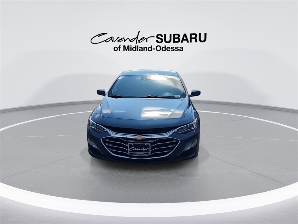 2024 Chevrolet Malibu Premier 2LT photo 3