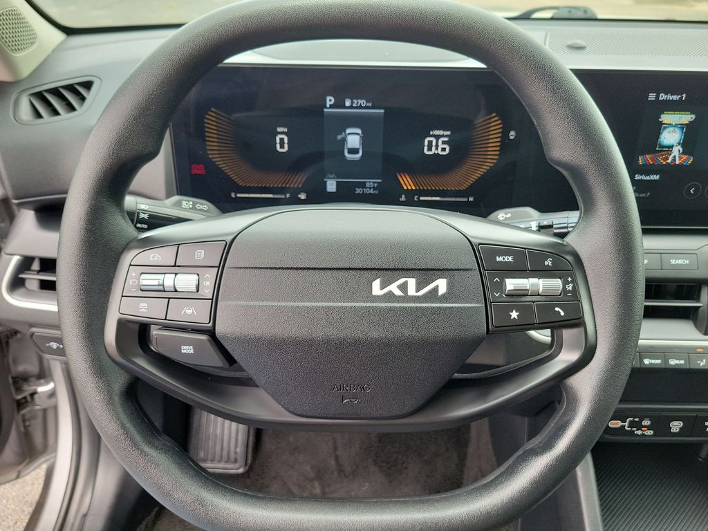 2025 Kia K4 LXS - Photo 21