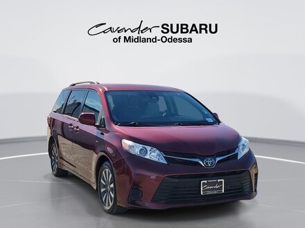2020 Toyota Sienna LE 7 Passenger Minivan/Van