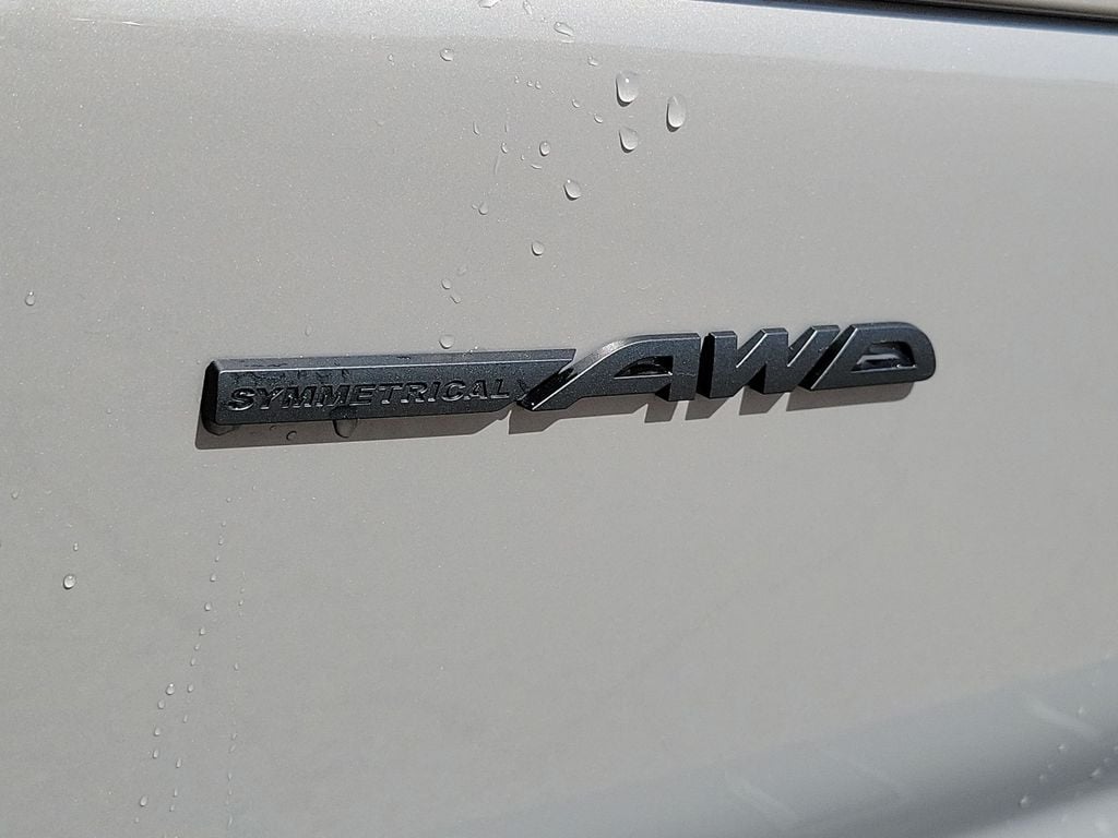 2026 Subaru Outback Limited - Photo 10