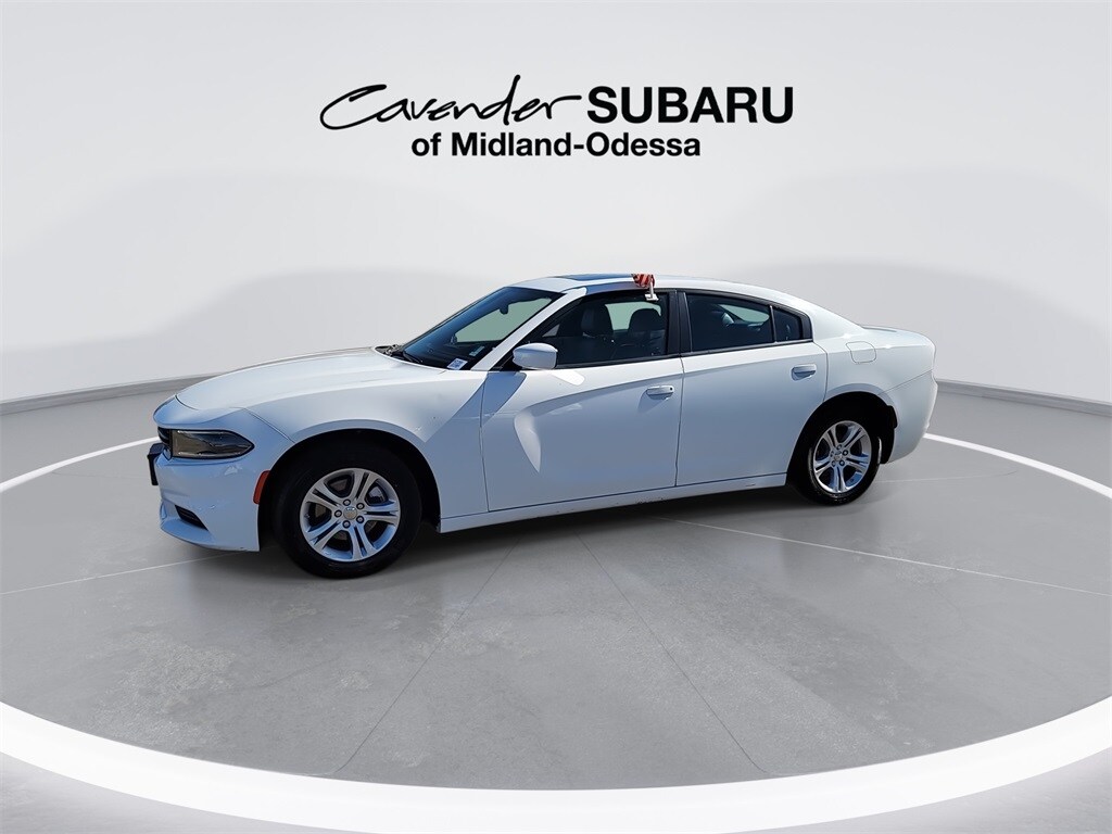 2022 Dodge Charger SXT photo 4