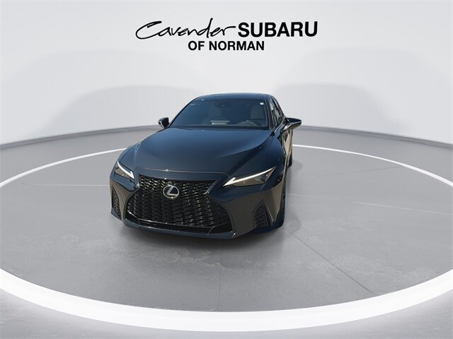 2022 Lexus IS 350 F SPORT photo 4
