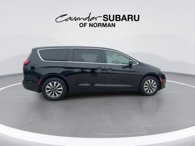 2024 Chrysler Pacifica PHEV Select - Photo 9