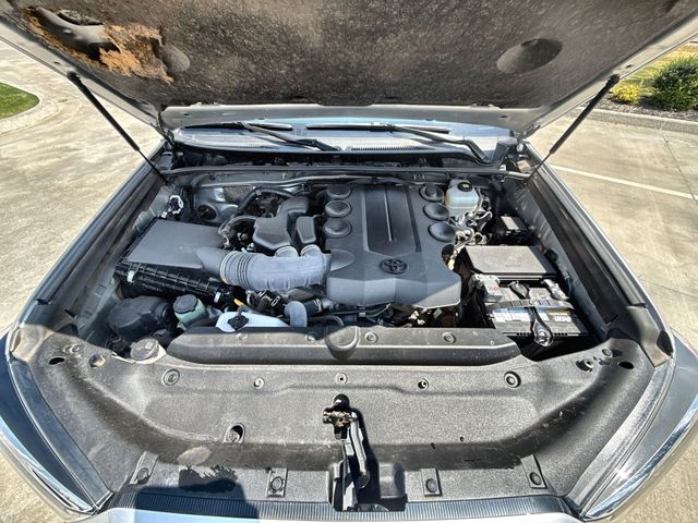 2022 Toyota 4Runner SR5 Premium - Photo 25