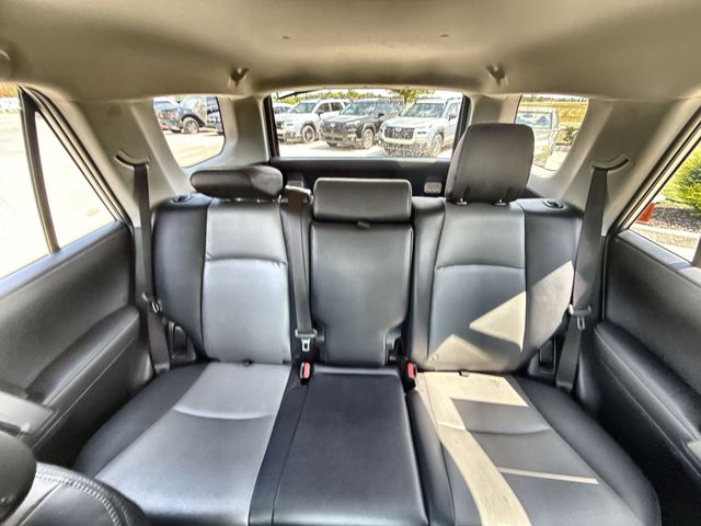 2022 Toyota 4Runner SR5 Premium - Photo 22