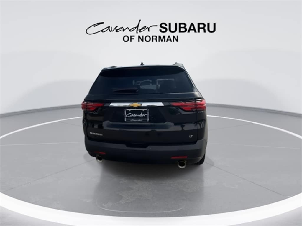 Used 2023 Chevrolet Traverse LT SUV