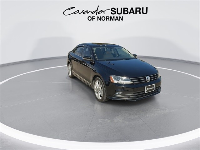 2017 Volkswagen Jetta 1.8T SEL photo 3