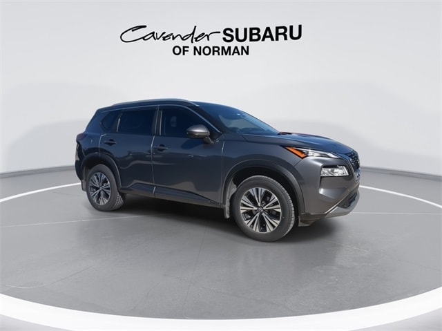 Used 2022 Nissan Rogue SV with VIN 5N1BT3BA4NC709457 for sale in Norman, OK