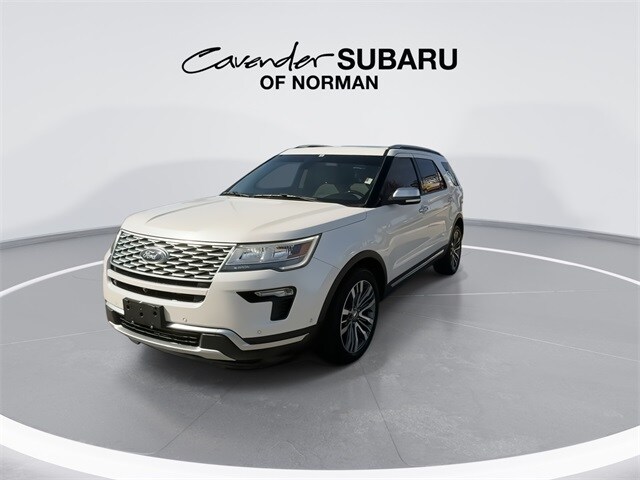 2018 Ford Explorer Platinum photo 4