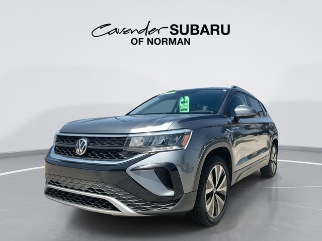 Platinum Gray Metallic 2022 Volkswagen Taos SUV / Crossover All-Wheel Drive 7-Speed Dual Clutch