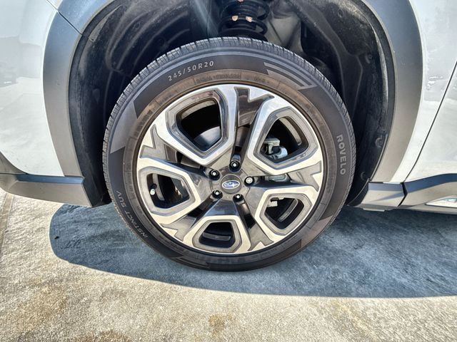 2023 Subaru Ascent Touring - Photo 10